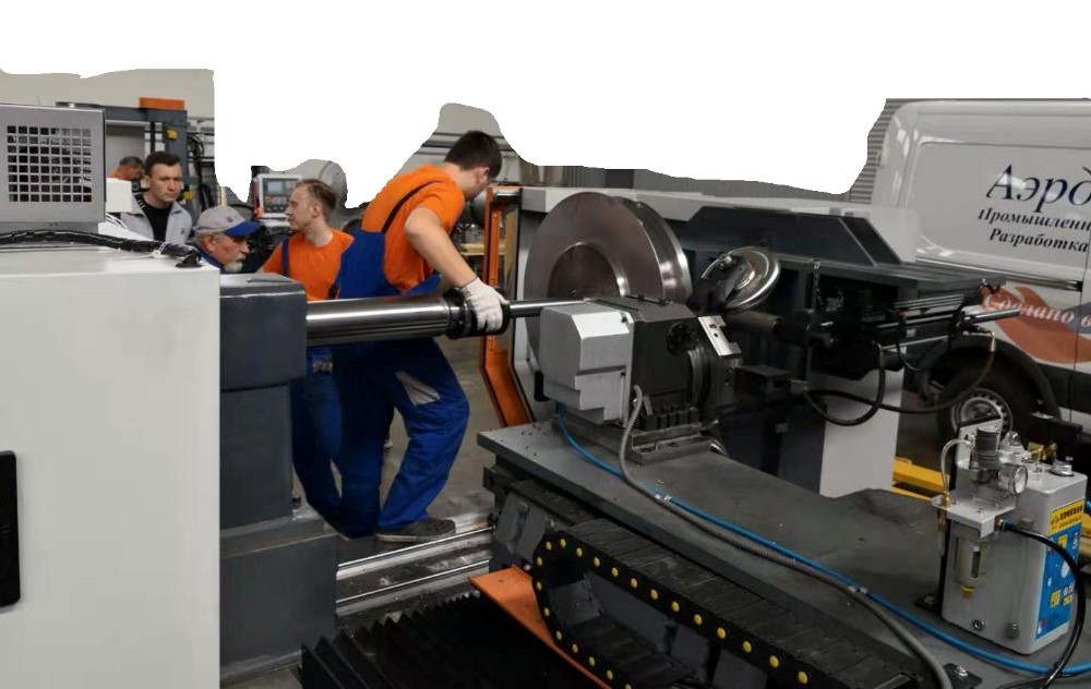 AC1600 CNC spinning machine in Russia