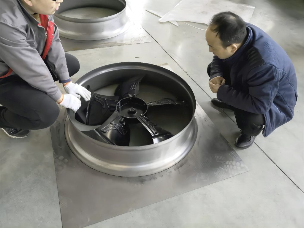 Internal spinning machine-Test assembly fan blades
