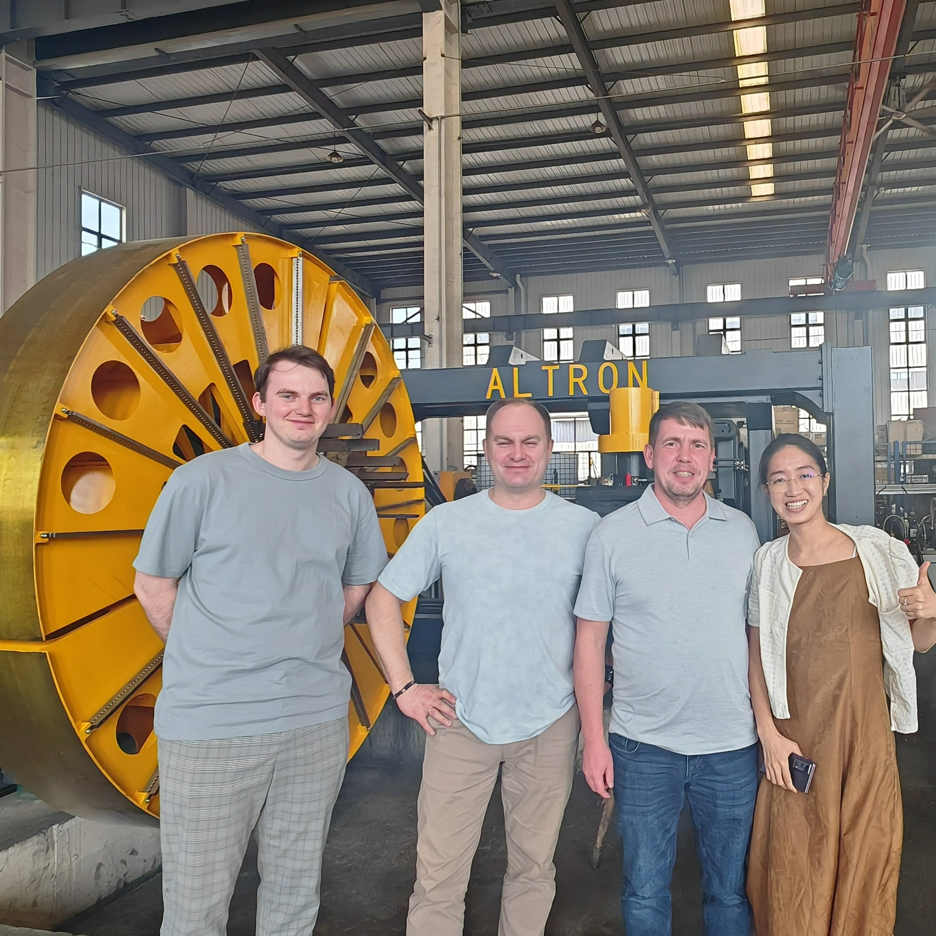 Отбортовочные станки: Как выбрать оборудование для отбортовки воздуховодов и корпусов вентиляторов